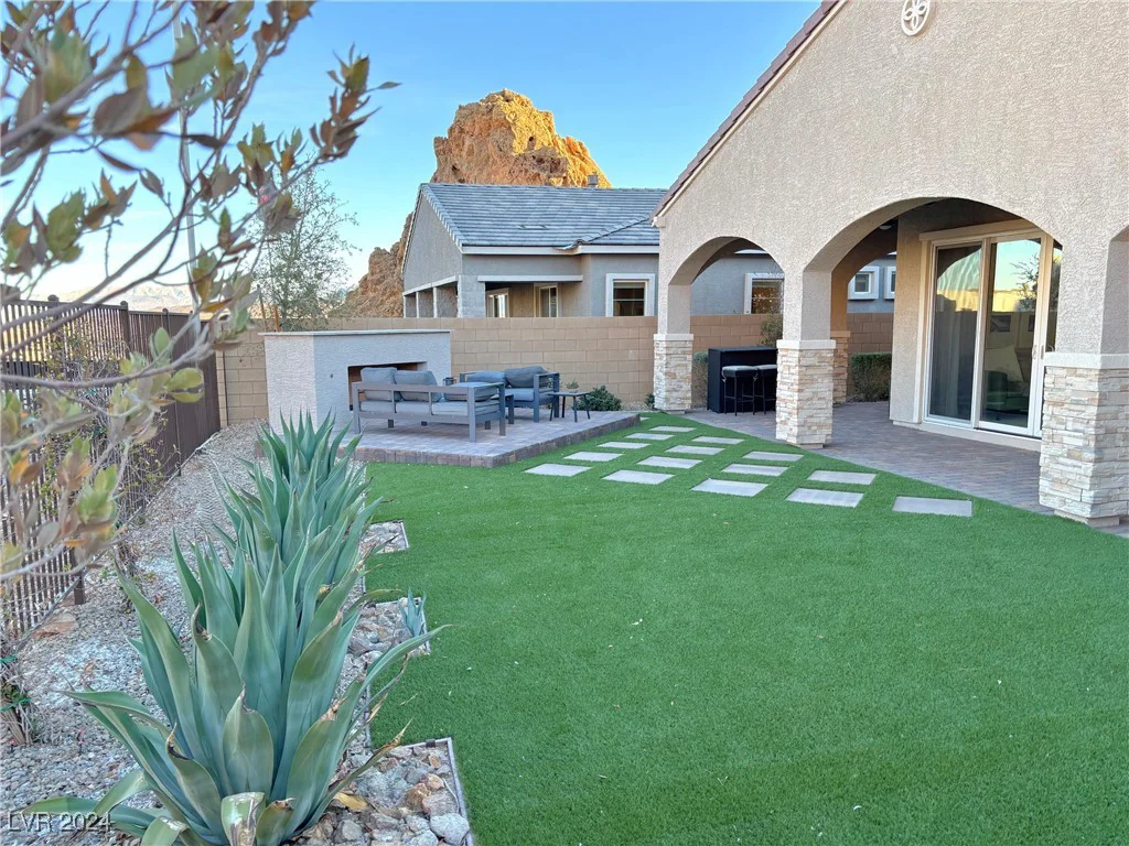 36 Honeymoon, Henderson, NV 89011