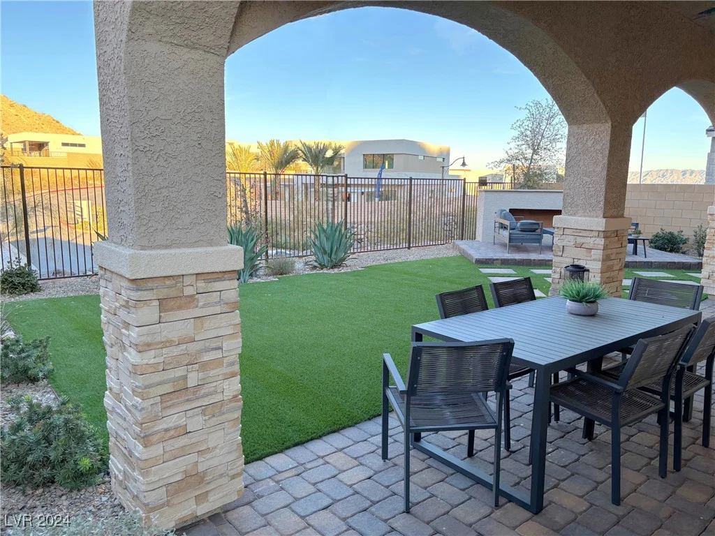 36 Honeymoon, Henderson, NV 89011