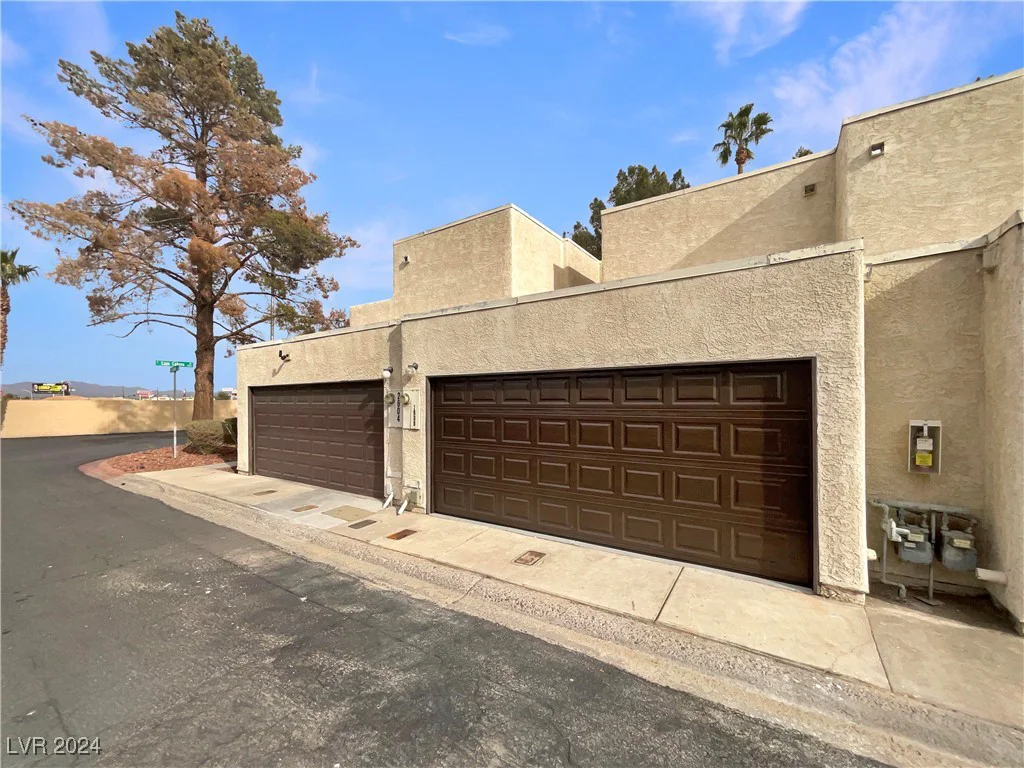 2608 Matogroso, Las Vegas, NV 89121