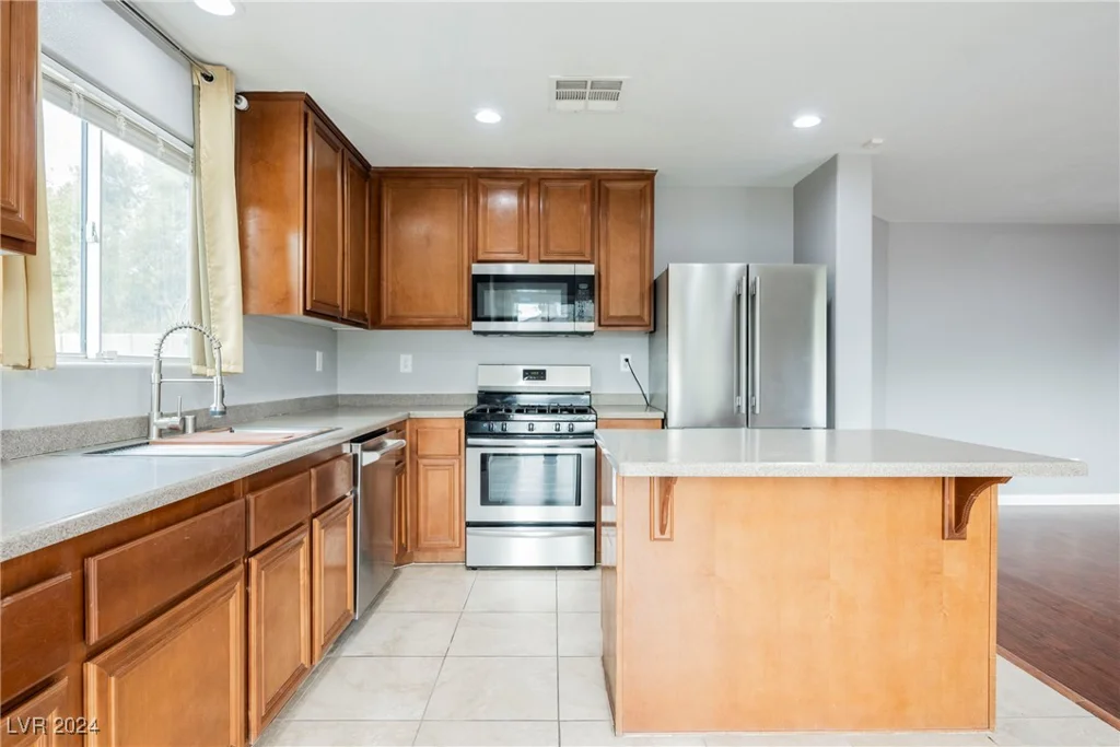 3325 Edinboro Ridge, North Las Vegas, NV 89081