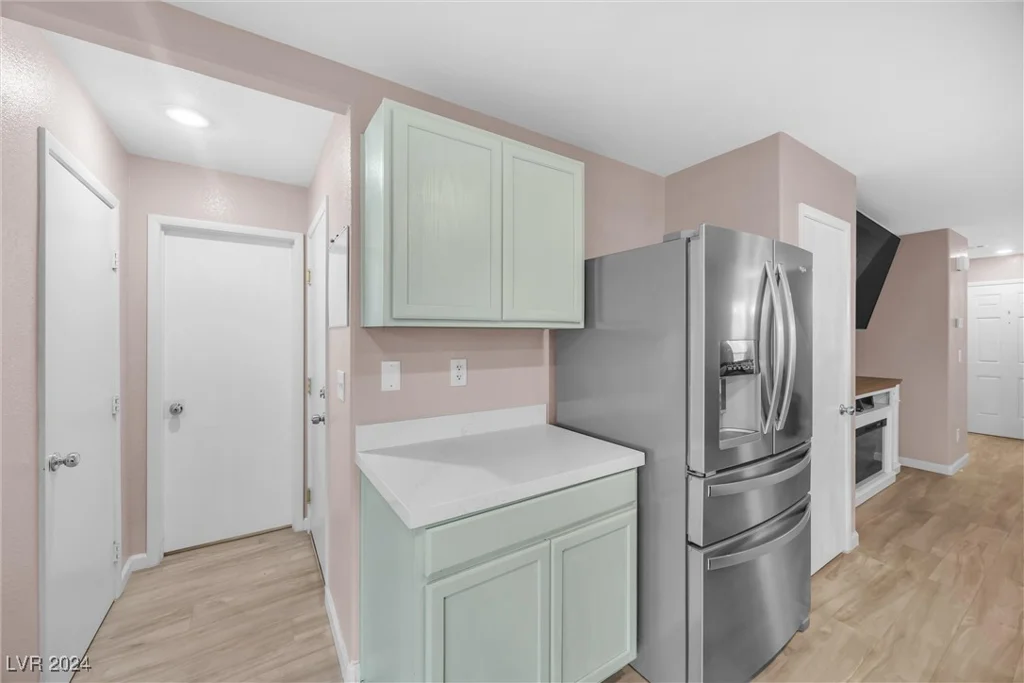 499 Warminster, Las Vegas, NV 89178