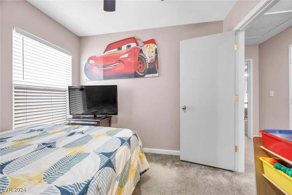 499 Warminster, Las Vegas, NV 89178