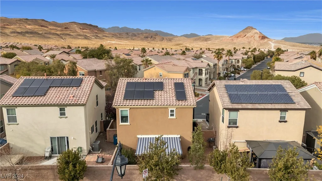 499 Warminster, Las Vegas, NV 89178