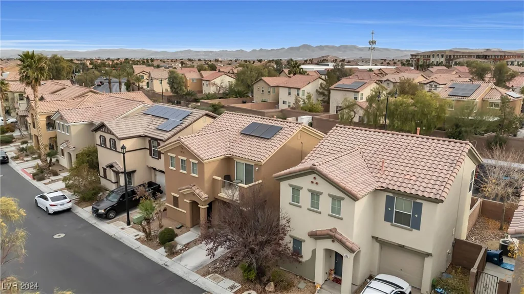 499 Warminster, Las Vegas, NV 89178
