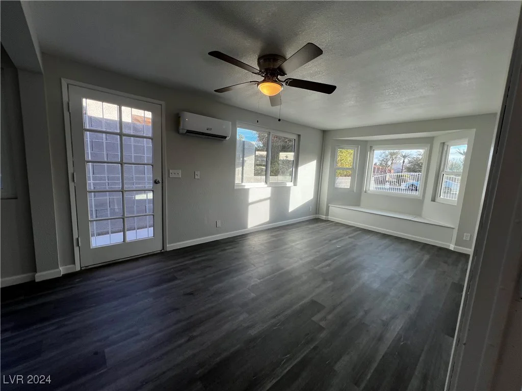 1000 Hart, Las Vegas, NV 89106