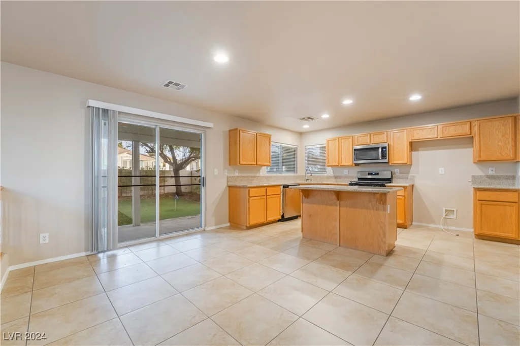 932 Sweeping Vine, Las Vegas, NV 89183