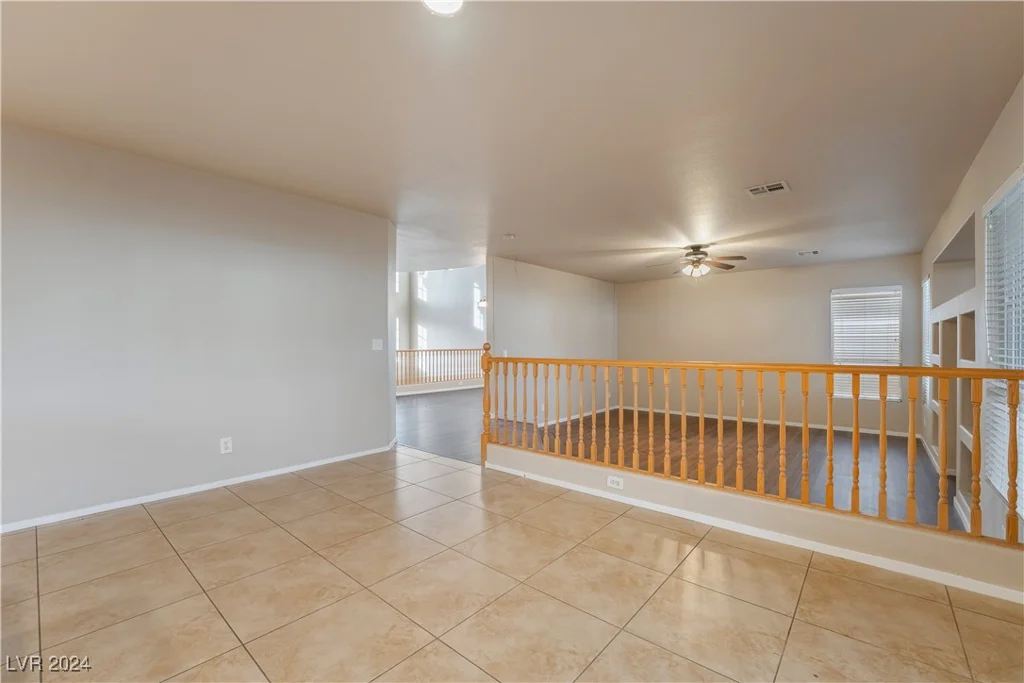 932 Sweeping Vine, Las Vegas, NV 89183
