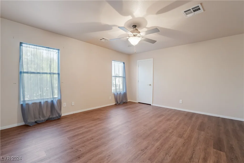 932 Sweeping Vine, Las Vegas, NV 89183