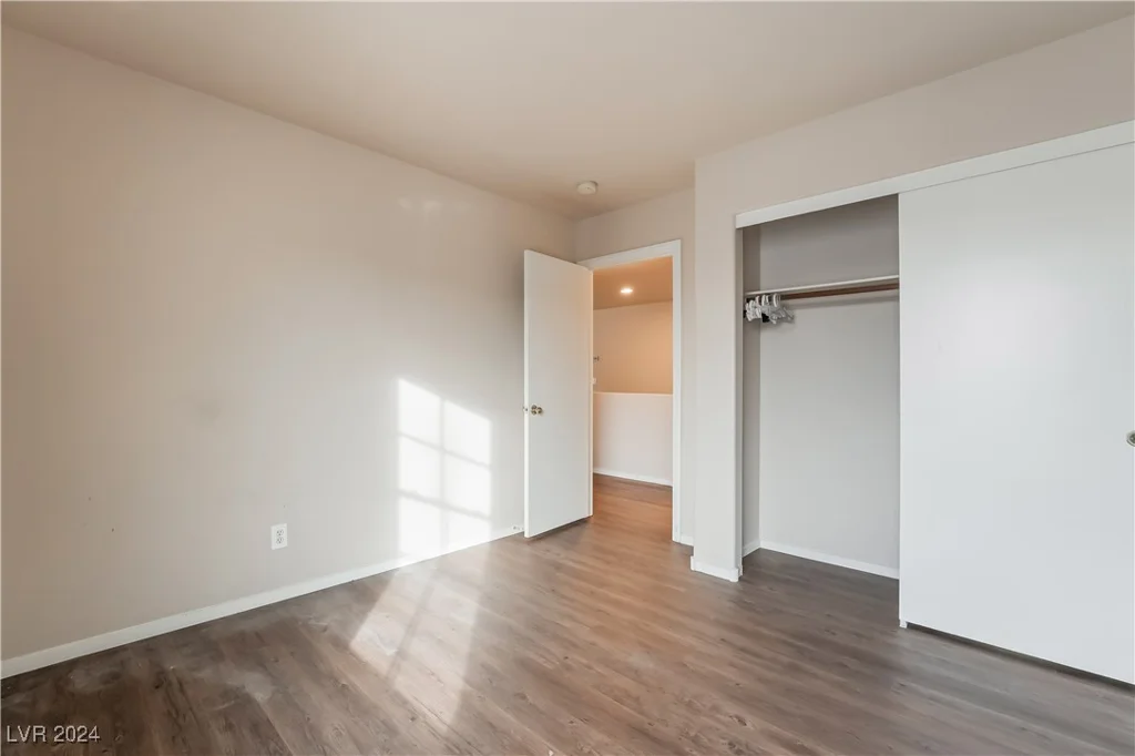 932 Sweeping Vine, Las Vegas, NV 89183