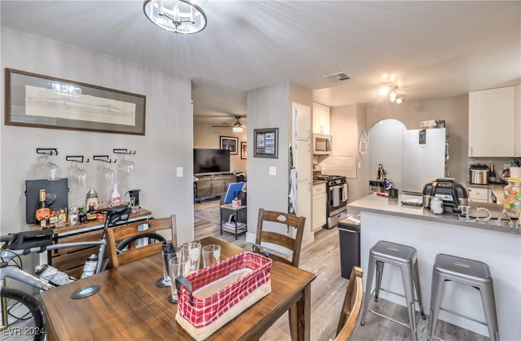 2200 Fort Apache, Las Vegas, NV 89117