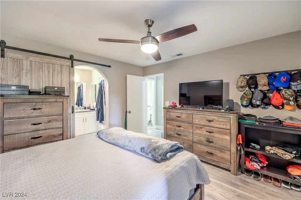 2200 Fort Apache, Las Vegas, NV 89117