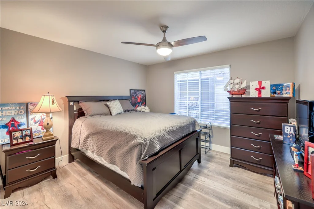 2200 Fort Apache, Las Vegas, NV 89117