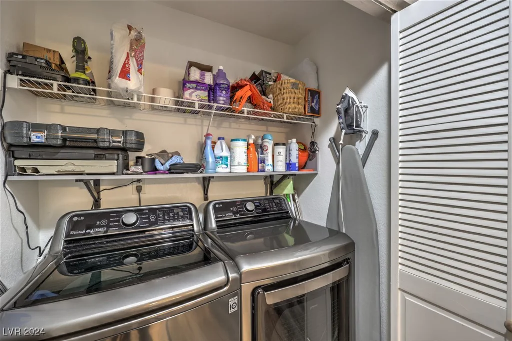 2200 Fort Apache, Las Vegas, NV 89117
