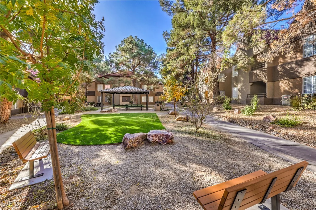 2200 Fort Apache, Las Vegas, NV 89117