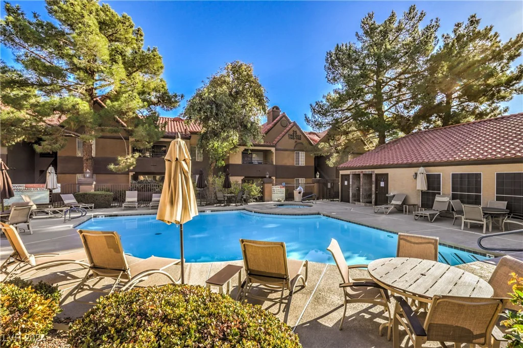 2200 Fort Apache, Las Vegas, NV 89117