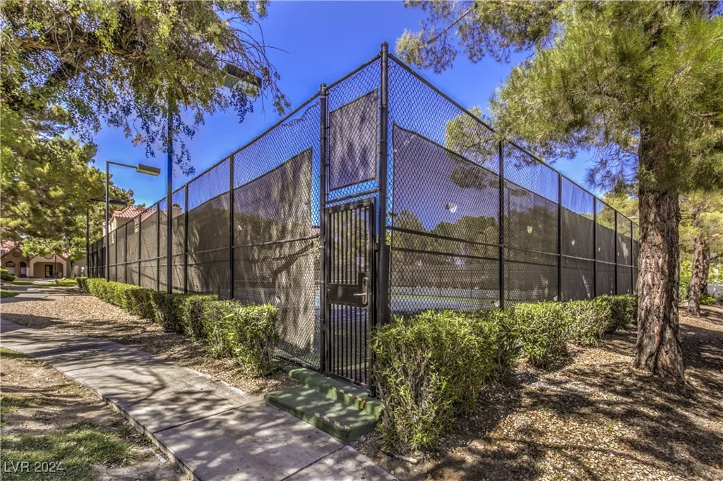 2200 Fort Apache, Las Vegas, NV 89117