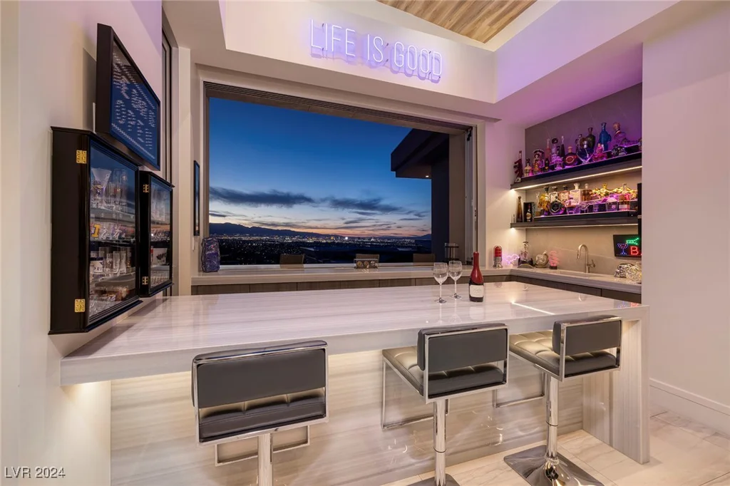 673 Falcon Cliff, Henderson, NV 89012