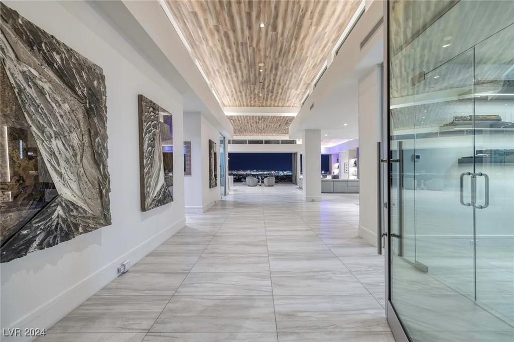 673 Falcon Cliff, Henderson, NV 89012