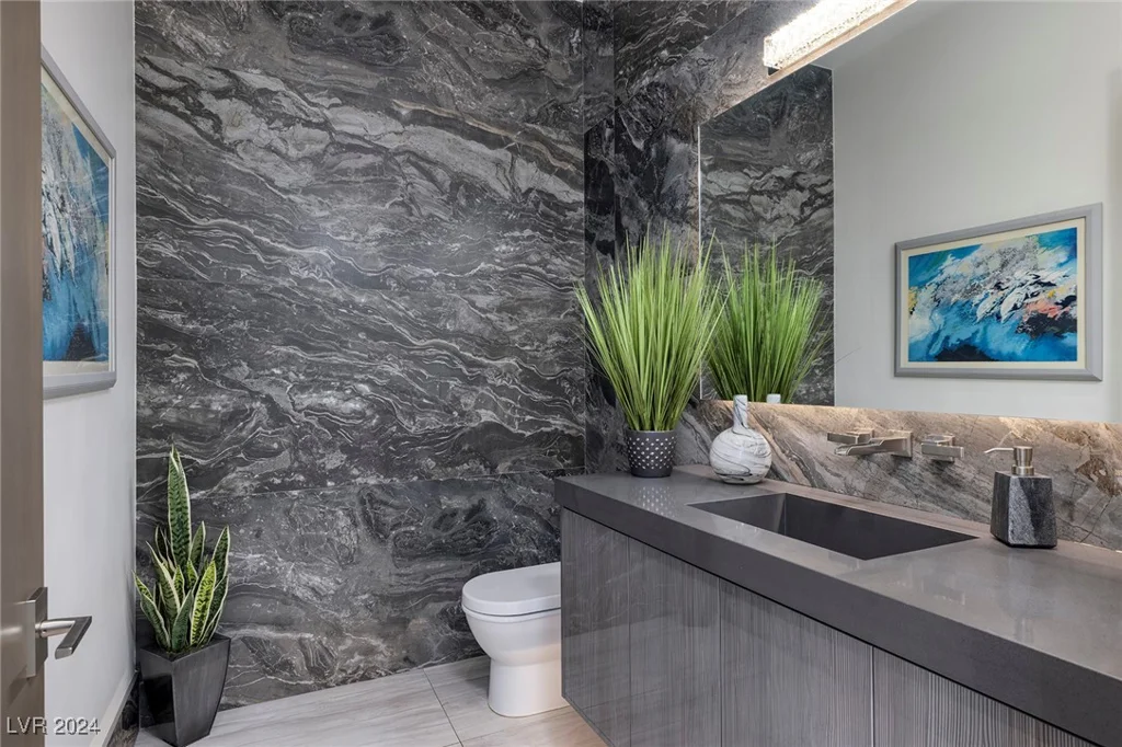 673 Falcon Cliff, Henderson, NV 89012