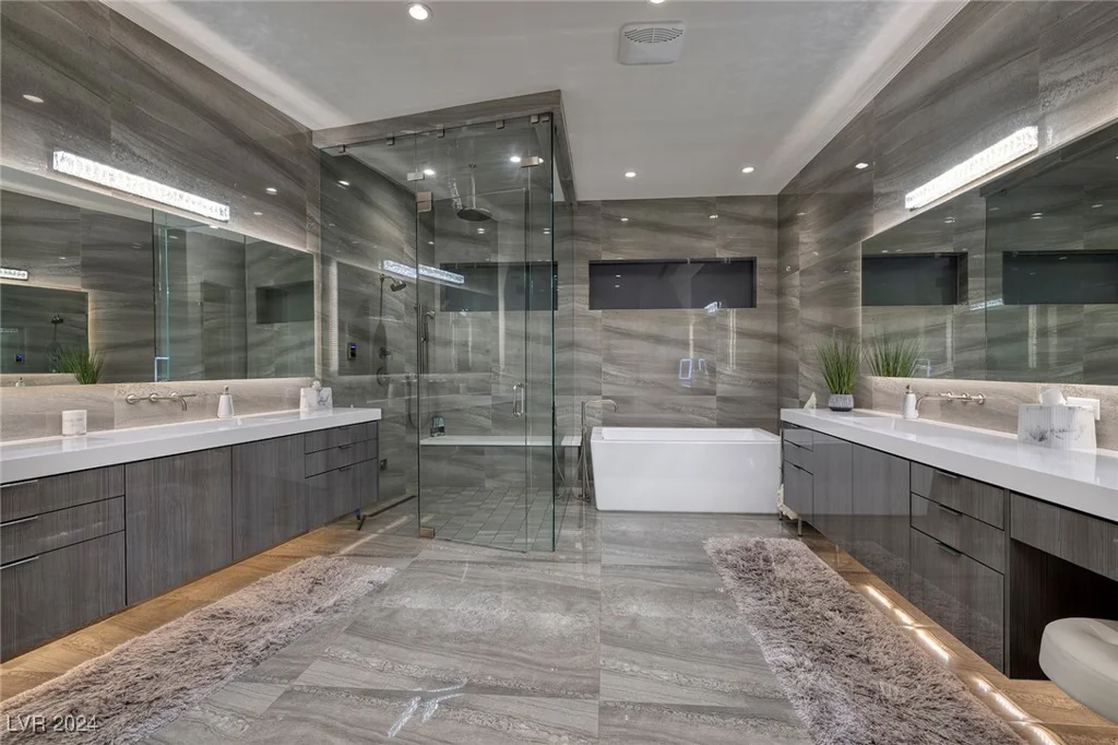 673 Falcon Cliff, Henderson, NV 89012