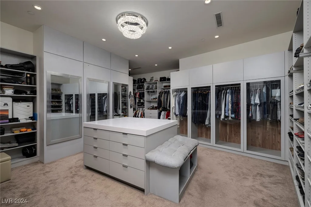 673 Falcon Cliff, Henderson, NV 89012