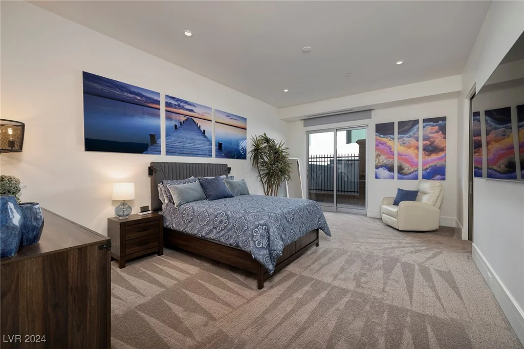 673 Falcon Cliff, Henderson, NV 89012
