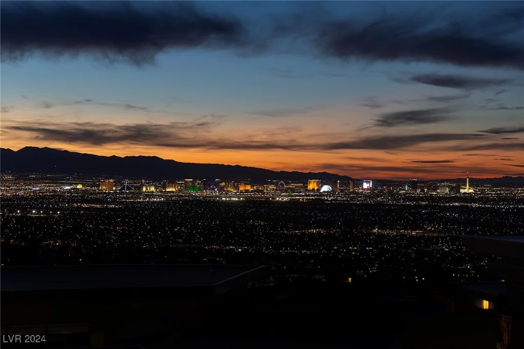 673 Falcon Cliff, Henderson, NV 89012