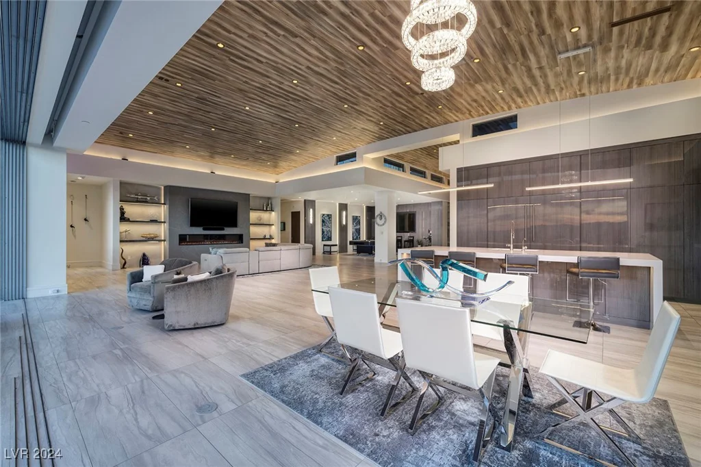 673 Falcon Cliff, Henderson, NV 89012