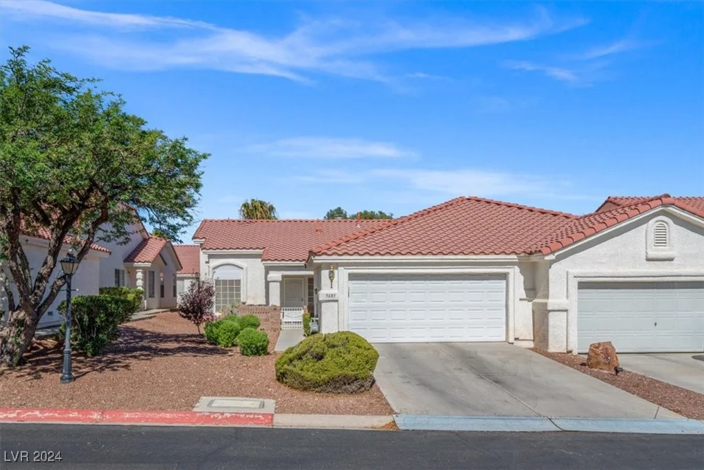5683 Whale Watch, Las Vegas, NV 89113
