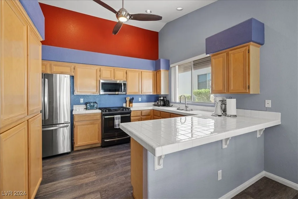 5683 Whale Watch, Las Vegas, NV 89113