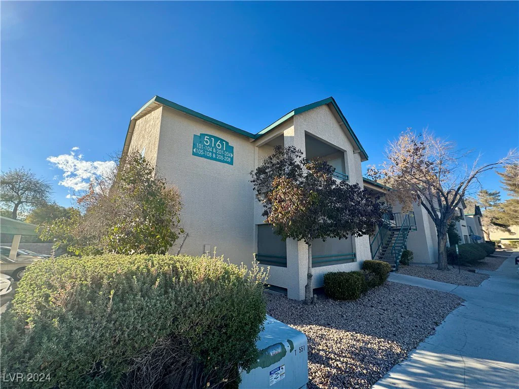 5161 Lindell, Las Vegas, NV 89118