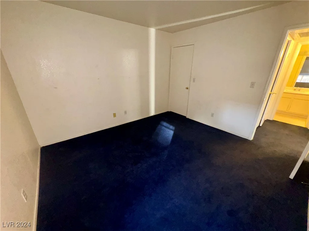 5161 Lindell, Las Vegas, NV 89118