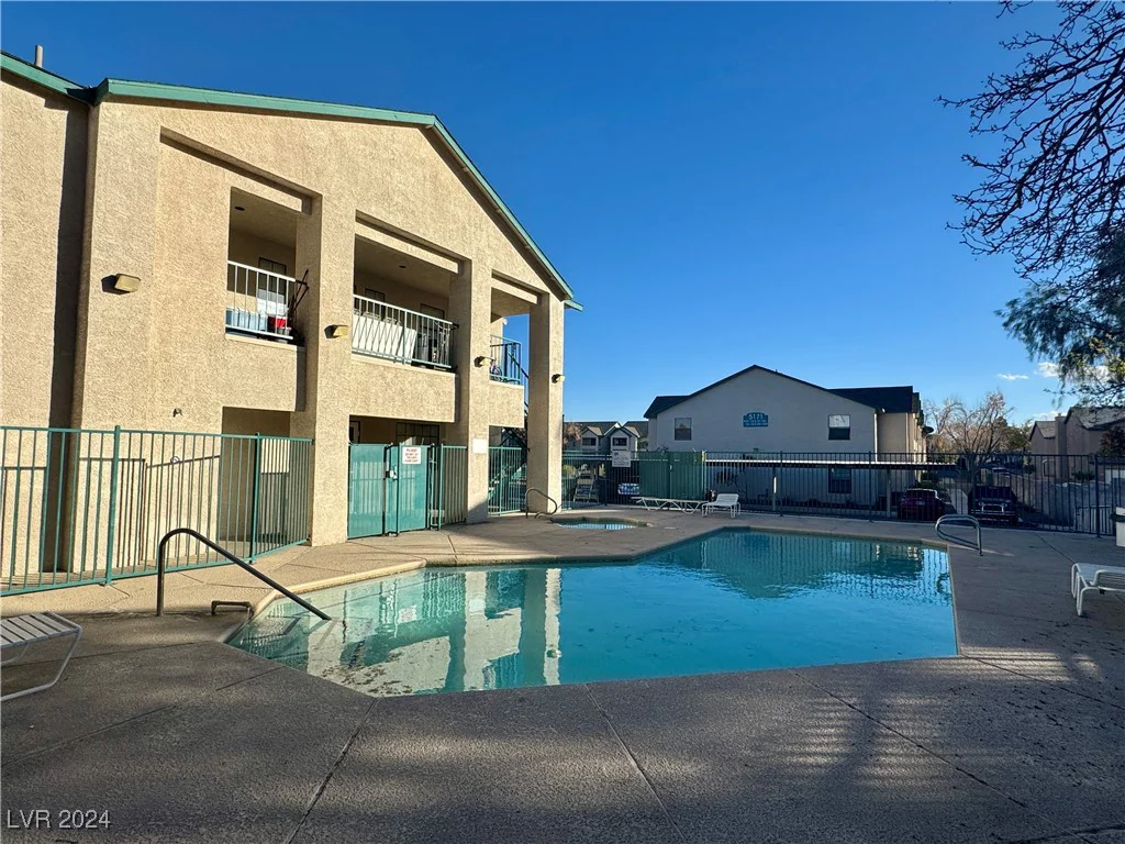 5161 Lindell, Las Vegas, NV 89118