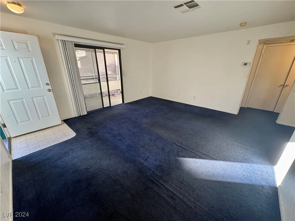 5161 Lindell, Las Vegas, NV 89118