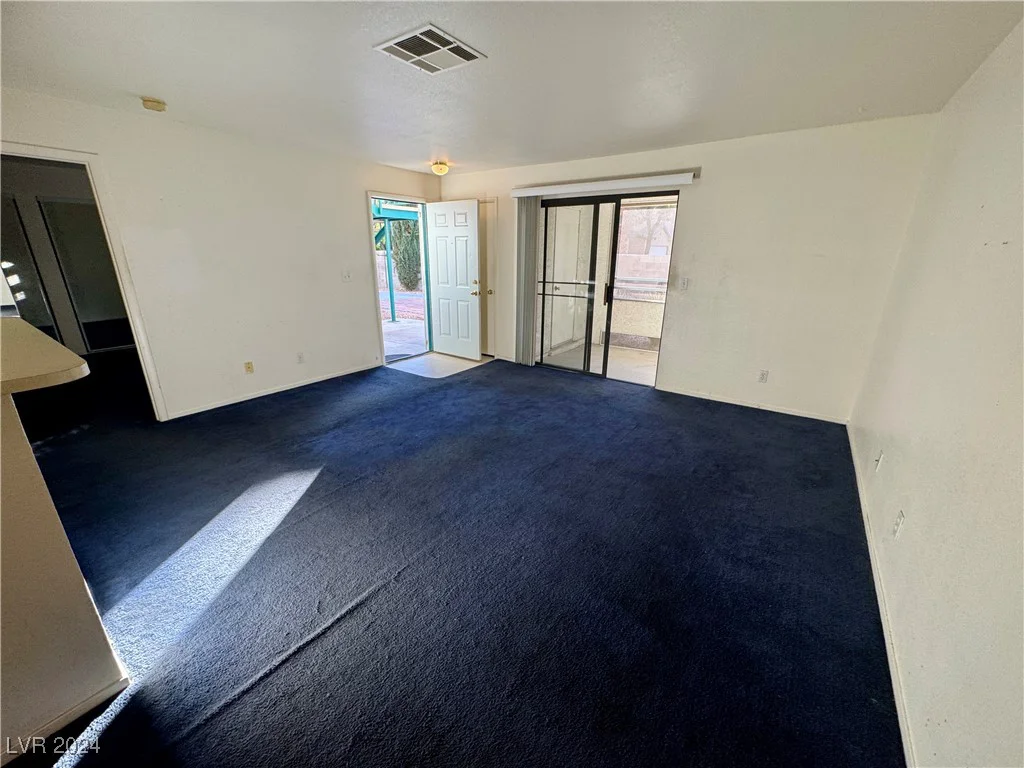 5161 Lindell, Las Vegas, NV 89118