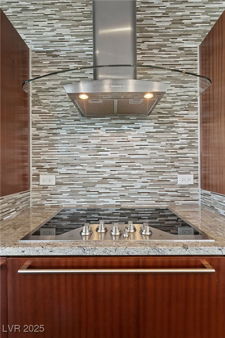 4471 Dean Martin, Las Vegas, NV 89103