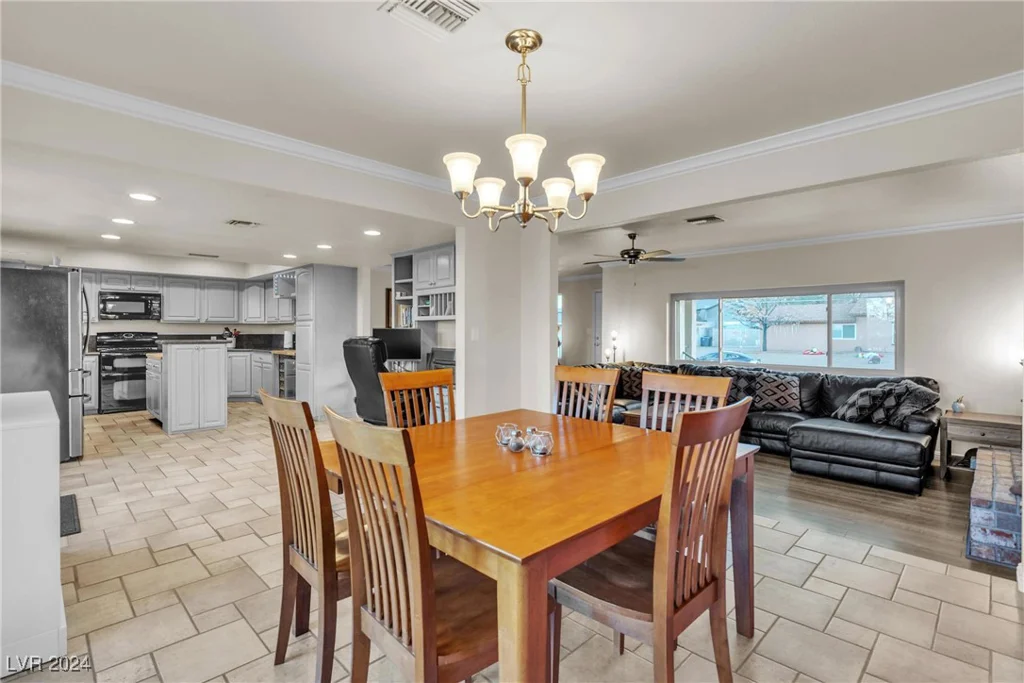 260 Desert Rose, Henderson, NV 89015