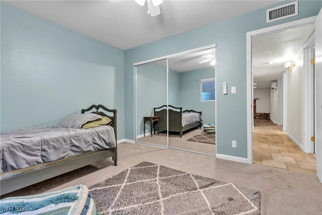 260 Desert Rose, Henderson, NV 89015