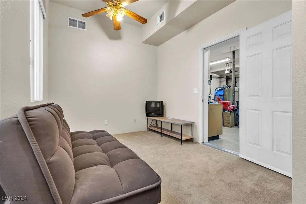 260 Desert Rose, Henderson, NV 89015