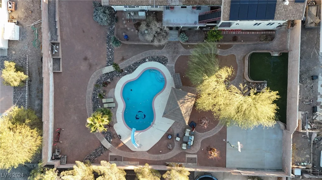 260 Desert Rose, Henderson, NV 89015