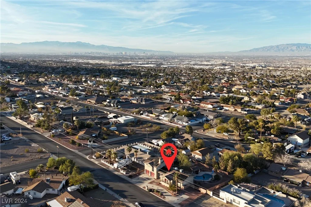 260 Desert Rose, Henderson, NV 89015