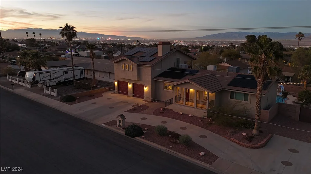 260 Desert Rose, Henderson, NV 89015
