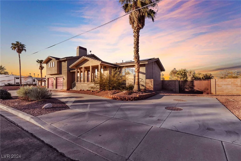 260 Desert Rose, Henderson, NV 89015