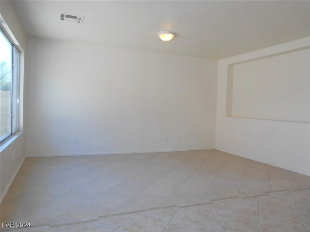 5304 Carlsbad Heights, North Las Vegas, NV 89081
