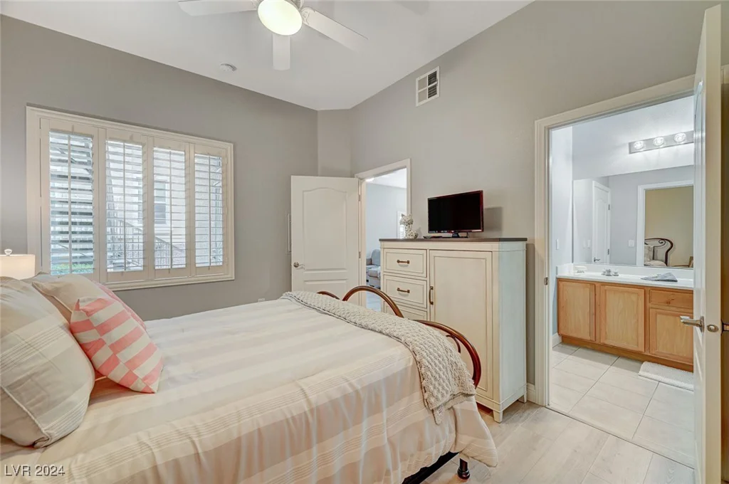 3480 Cactus Shadow, Las Vegas, NV 89129