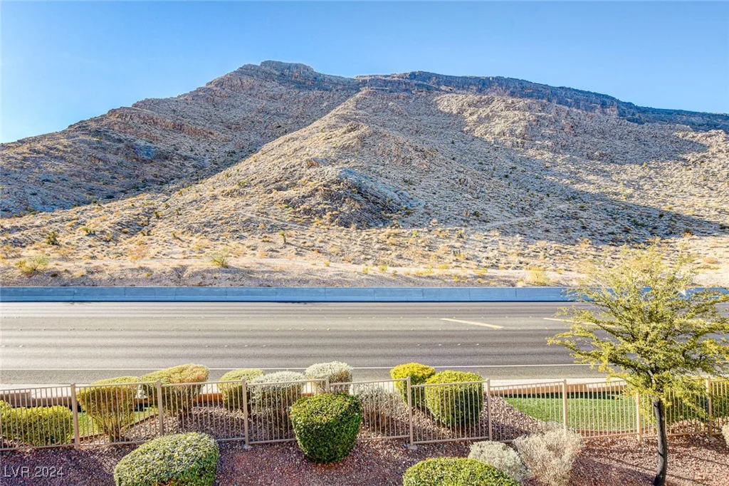 3480 Cactus Shadow, Las Vegas, NV 89129