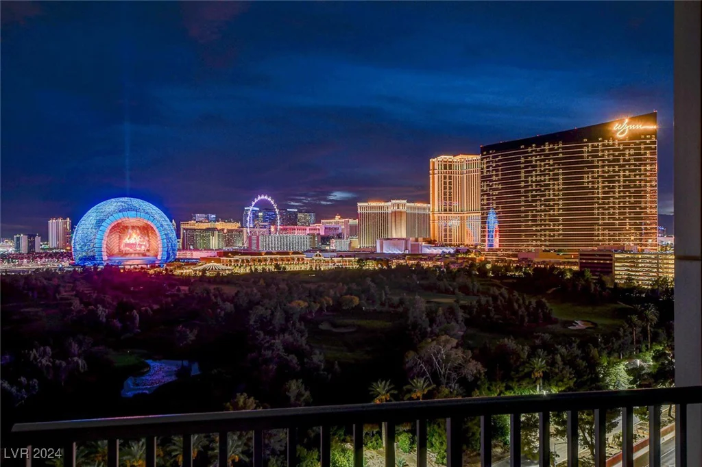 360 Desert Inn, Las Vegas, NV 89109