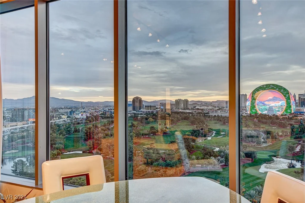 360 Desert Inn, Las Vegas, NV 89109