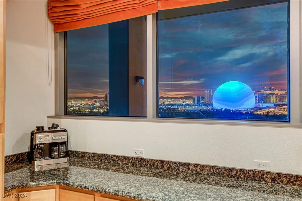 360 Desert Inn, Las Vegas, NV 89109