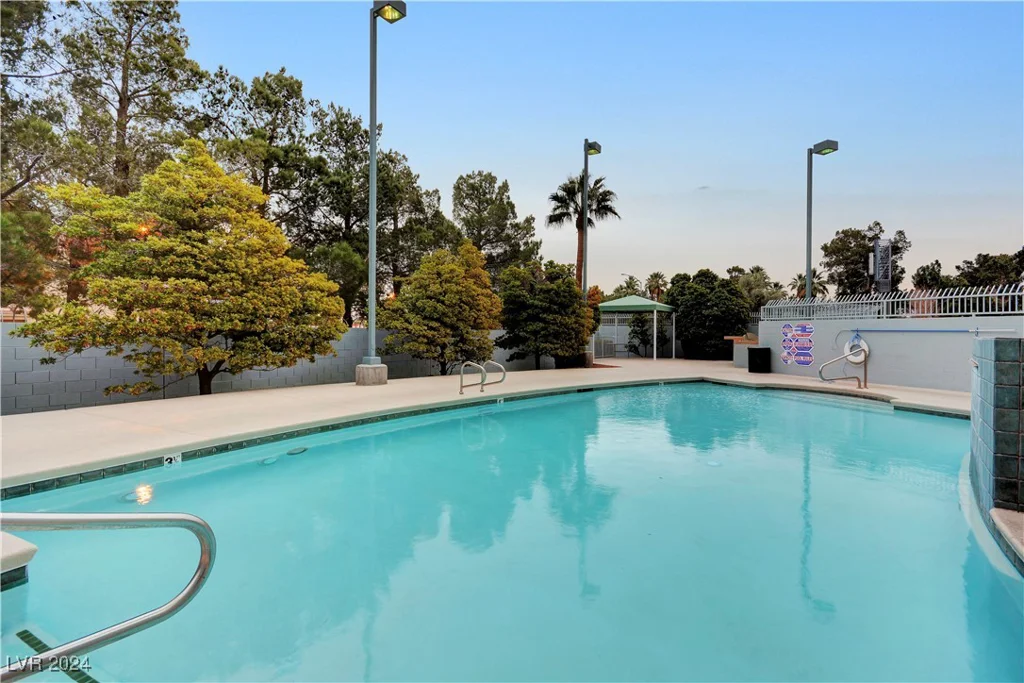 360 Desert Inn, Las Vegas, NV 89109